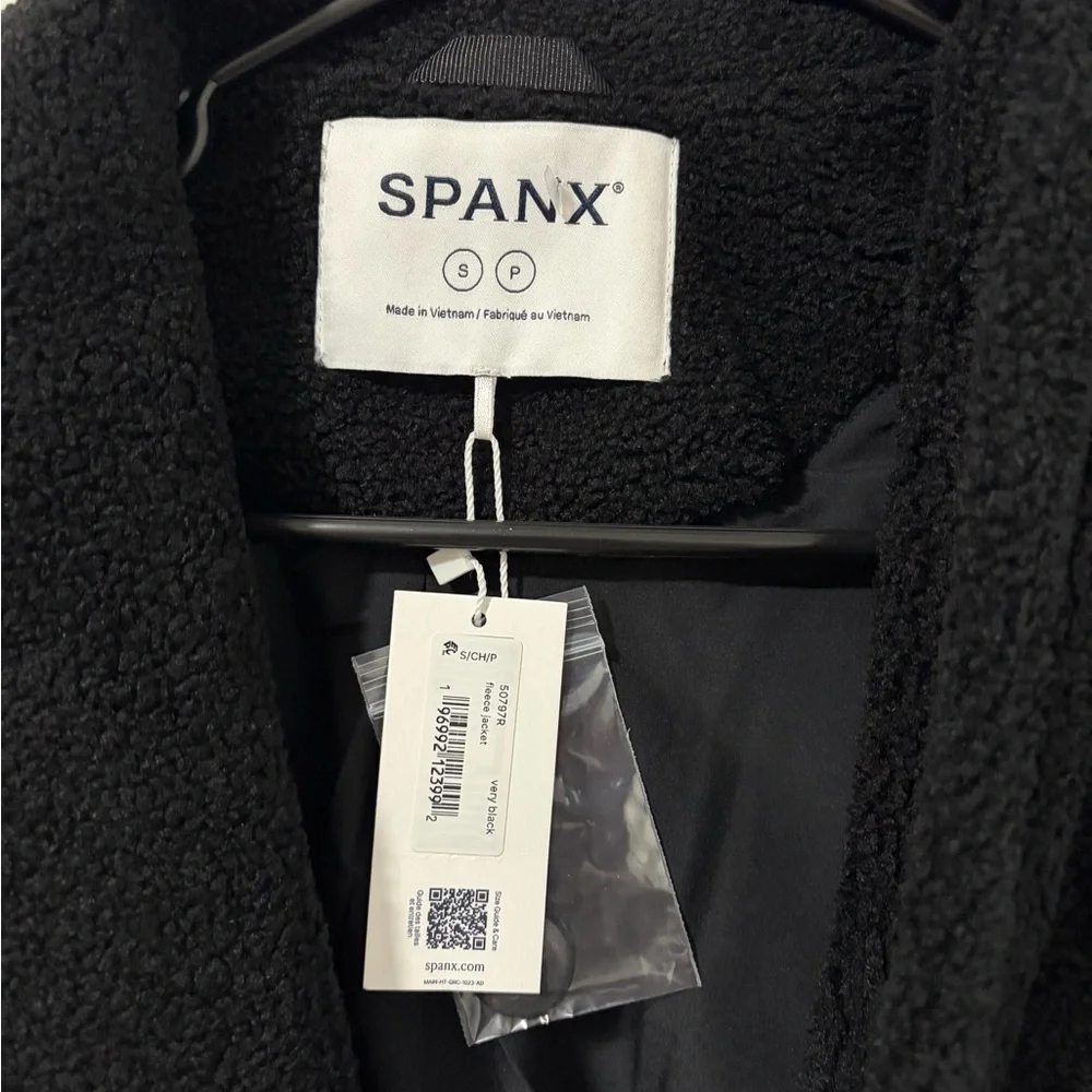 New Spanx Very Black one button Fleece Jacket - Womens size Small - Picture 2 of 4